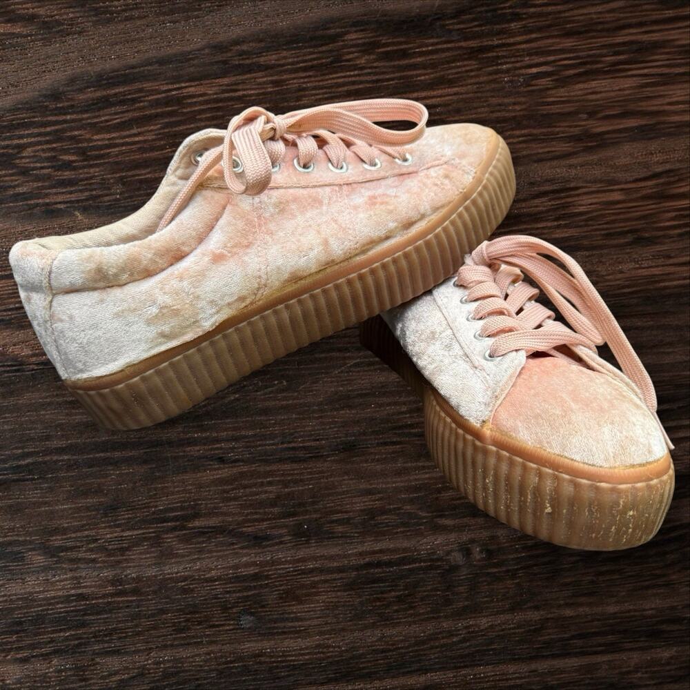 Akira Crushed Velvet Pink Platform Sneakers Sz 40 EU/ 8.5 US Trendy Super Cute